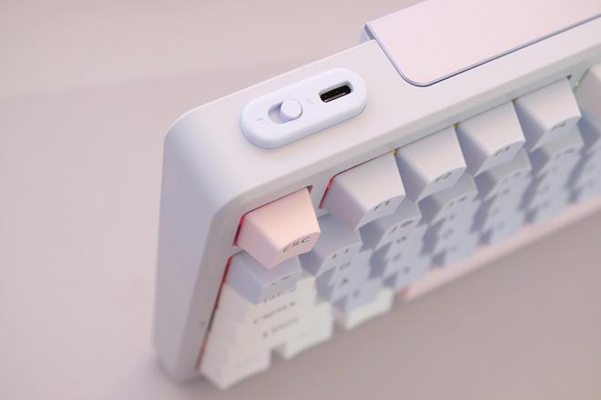 长续航版+VT9体验:全场景适用!j9国际雷柏V700DIY-98(图18) 长续航版+VT9体验:全场景适用!j9国际雷柏V700DIY-98(图18)